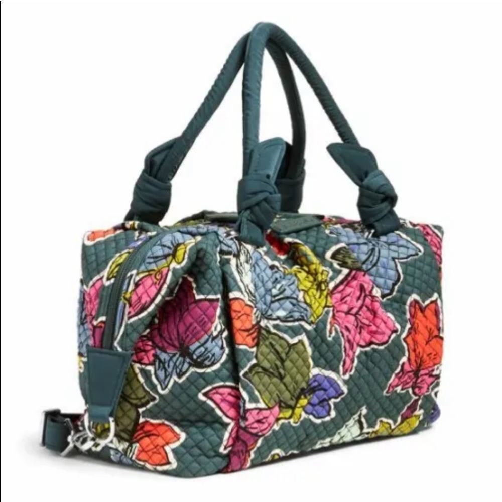 NWT. vera bradley  satchel